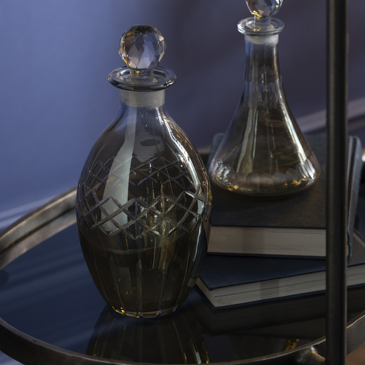 ΚΑΡΑΦΑ ΣΚΑΛΙΣΤΗ ΟΒΑΛ RHOMB ΓΥΑΛΙΝΗ SMOKE (11x11x25cm) image