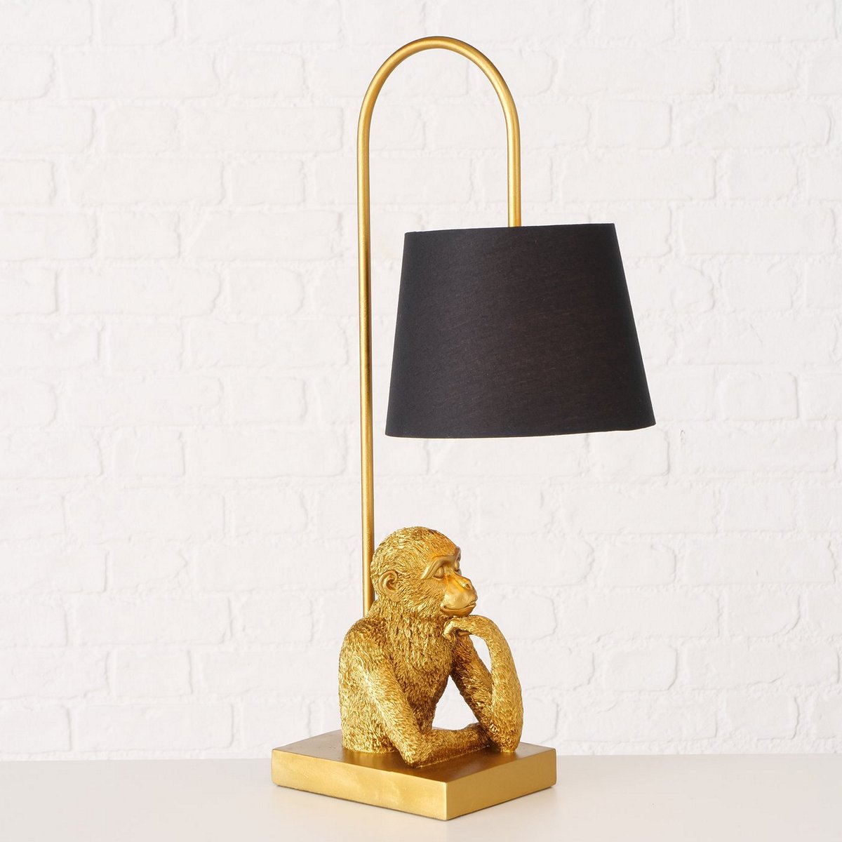 ΛΑΜΠΑ ΣΧΕΔΙΟ ΜΑΙΜΟΥ ΧΡΥΣΗ ΒΑΣΗ ΜΑΥΡΟ ΚΑΠΕΛΟ H58cm Polyresin image