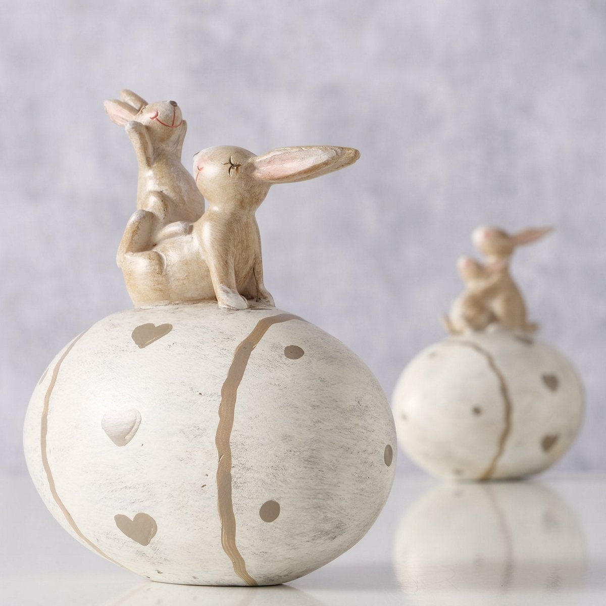 ΛΑΓΟΣ 2/ass ΠΑΝΩ ΣΕ ΑΒΓΟ ΦΙΓΟΥΡΑ Norberta ΕΚΡΟΥ ΚΑΦΕ 10Χ7Χ11cm Polyresin image