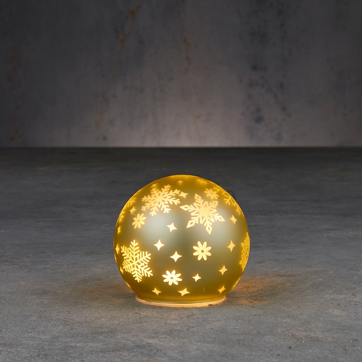 ΜΠΑΛΑ ΔΙΑΚΟΣΜ 15 led ΧΡΥΣΟ ΣΧΕΔΙΟ ΧΙΟΝΟΝΙΦΑΔΕΣ ΜΠΑΤΑΡΙΑΣ Η11 d12cm image