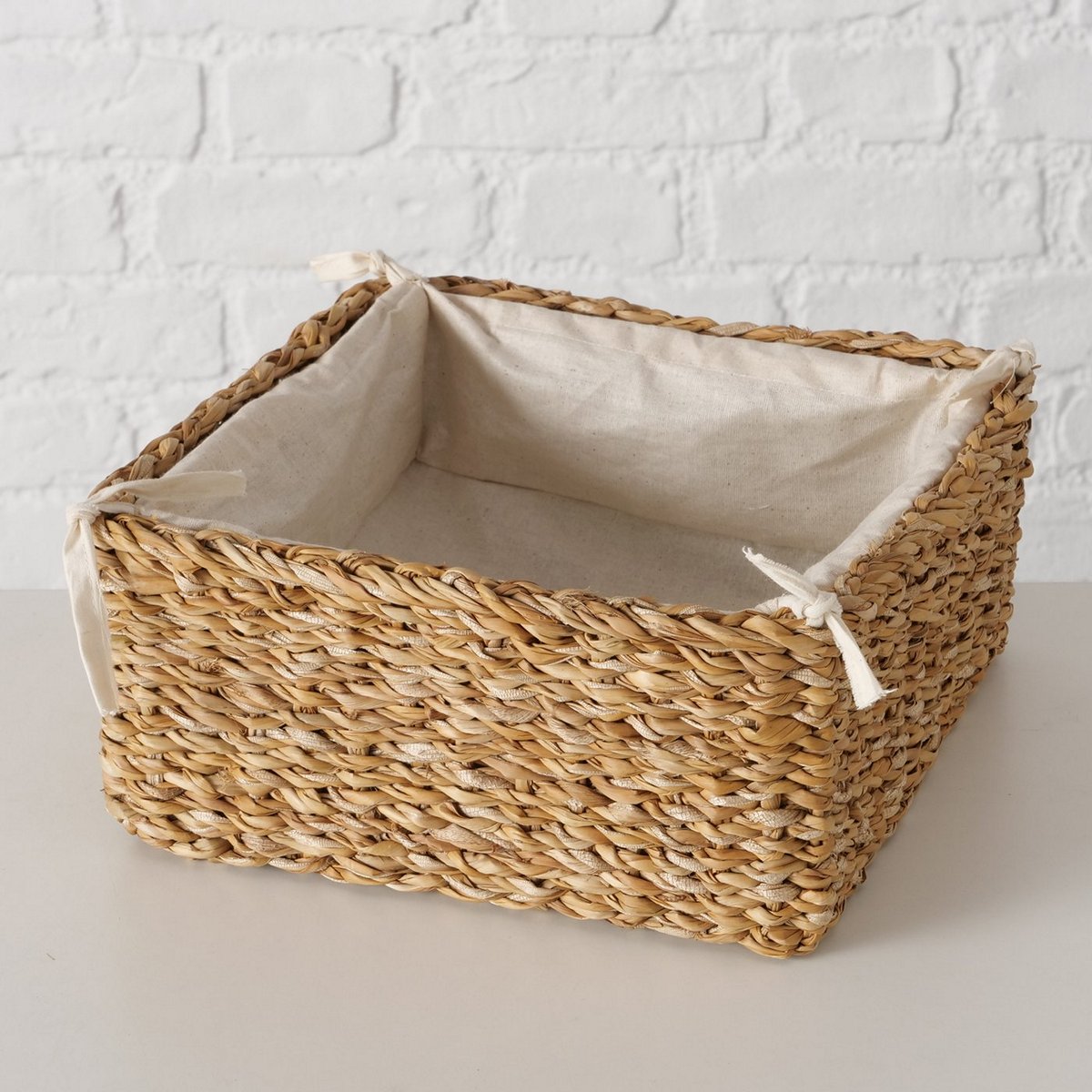 ΨΩΜΙΕΡΑ ΨΑΘΙΝΗ ΜΕ ΕΚΡΟΥ ΥΦΑΣΜΑ Sophy 25Χ25Χ11cm Cotton image