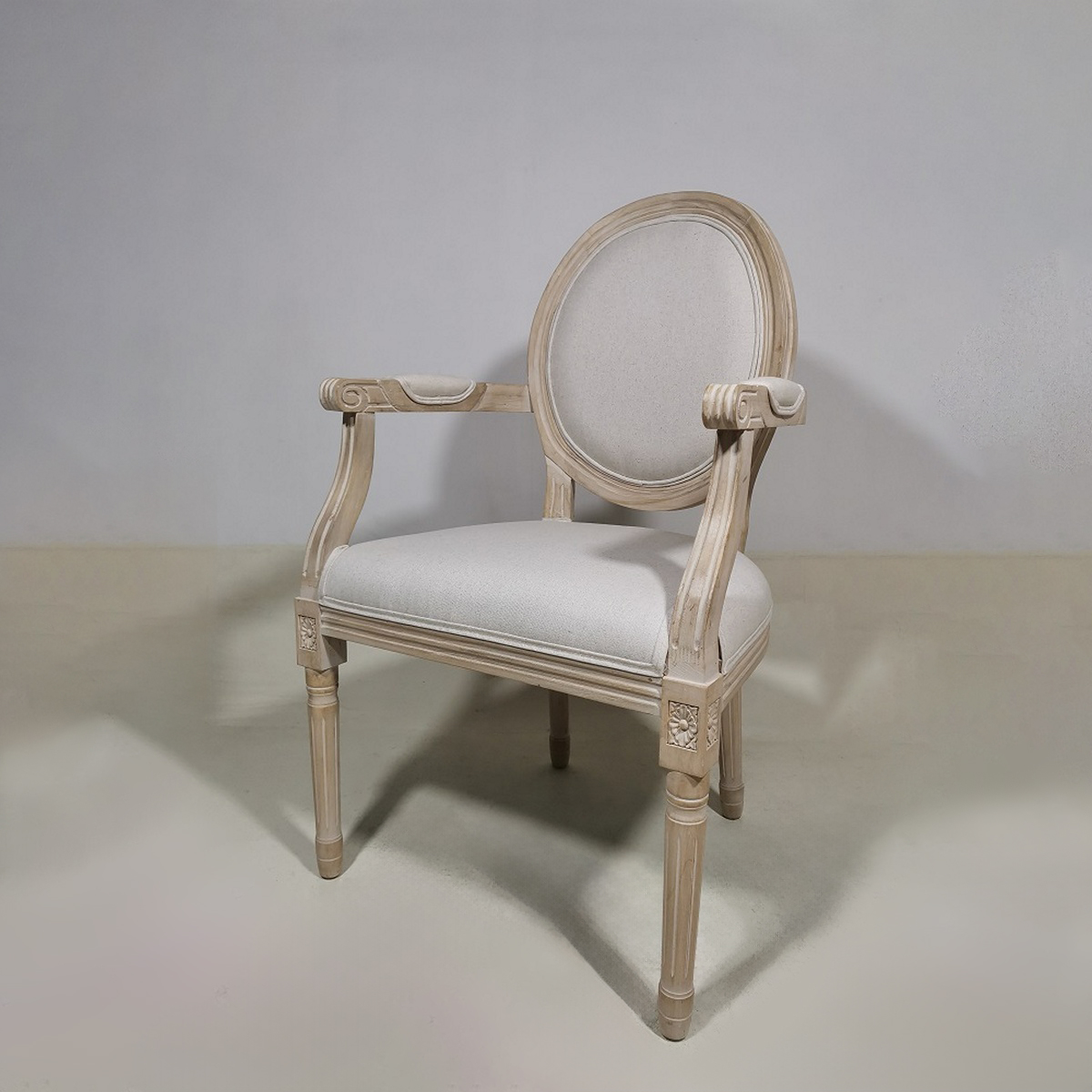 ΚΑΡΕΚΛΟΠΟΛΥΘΡΟΝΑ LOUIS NATURAL RUBBER WOOD COTTON LINEN IVOIRE 25000 W58xD62xH48/102CM image